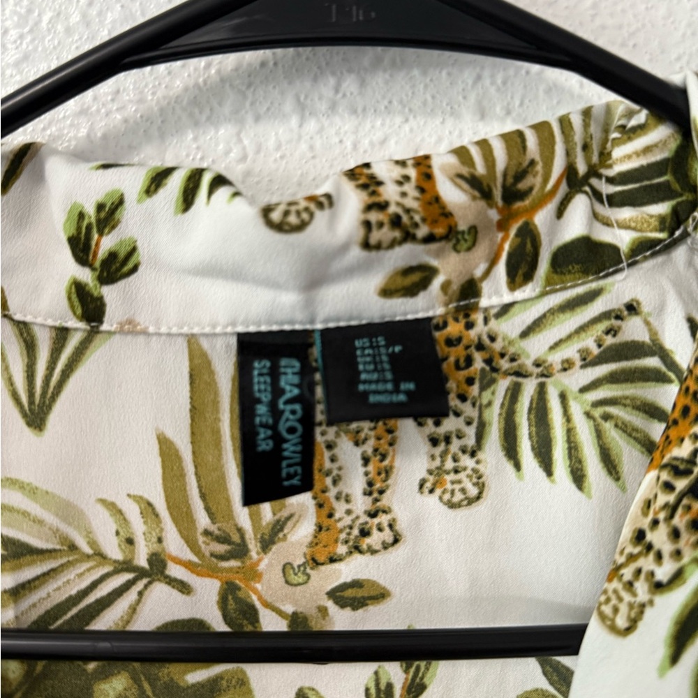 Floral and Leopard Print Sleepwear